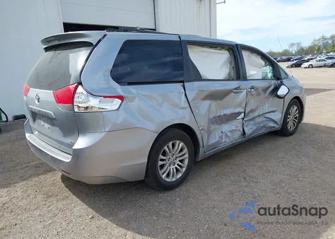 2012 Toyota Sienna Xle V6 8 Passenger from USA, damaged, VIN 5TDYK3DC2CS233687
